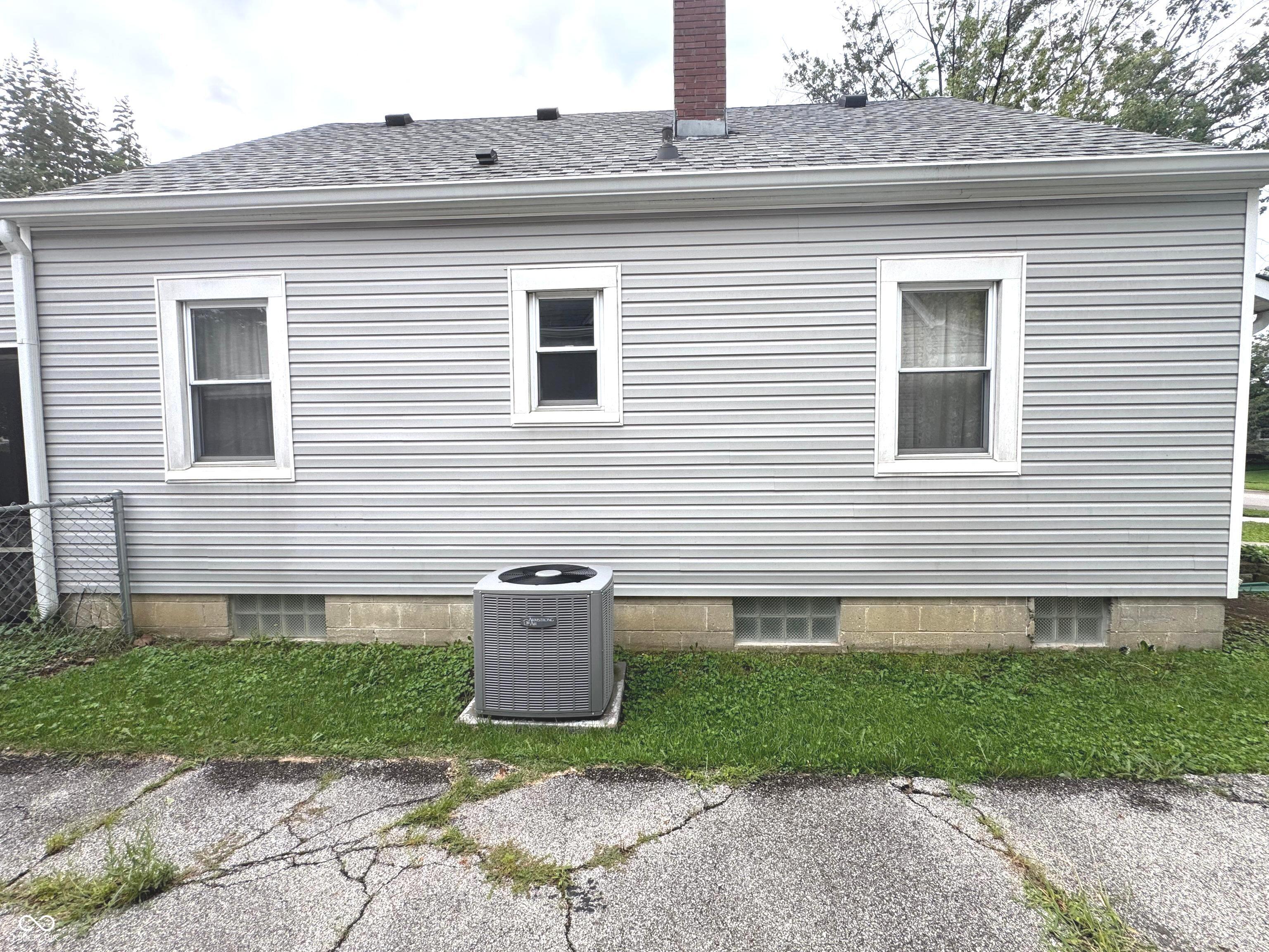 321 N 16th Avenue