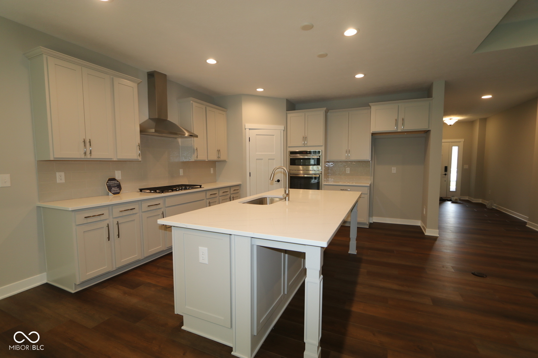 4083 Persian Street