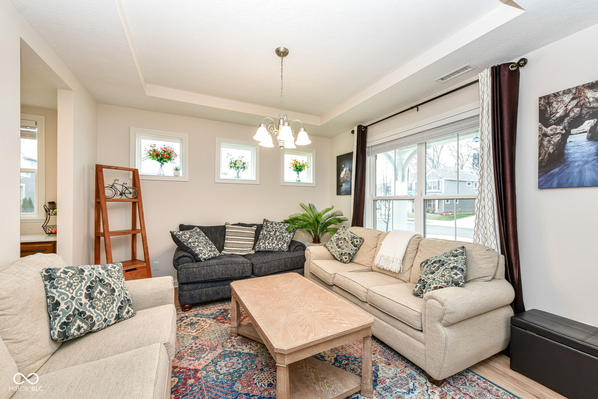 10545 Oak Bend Boulevard