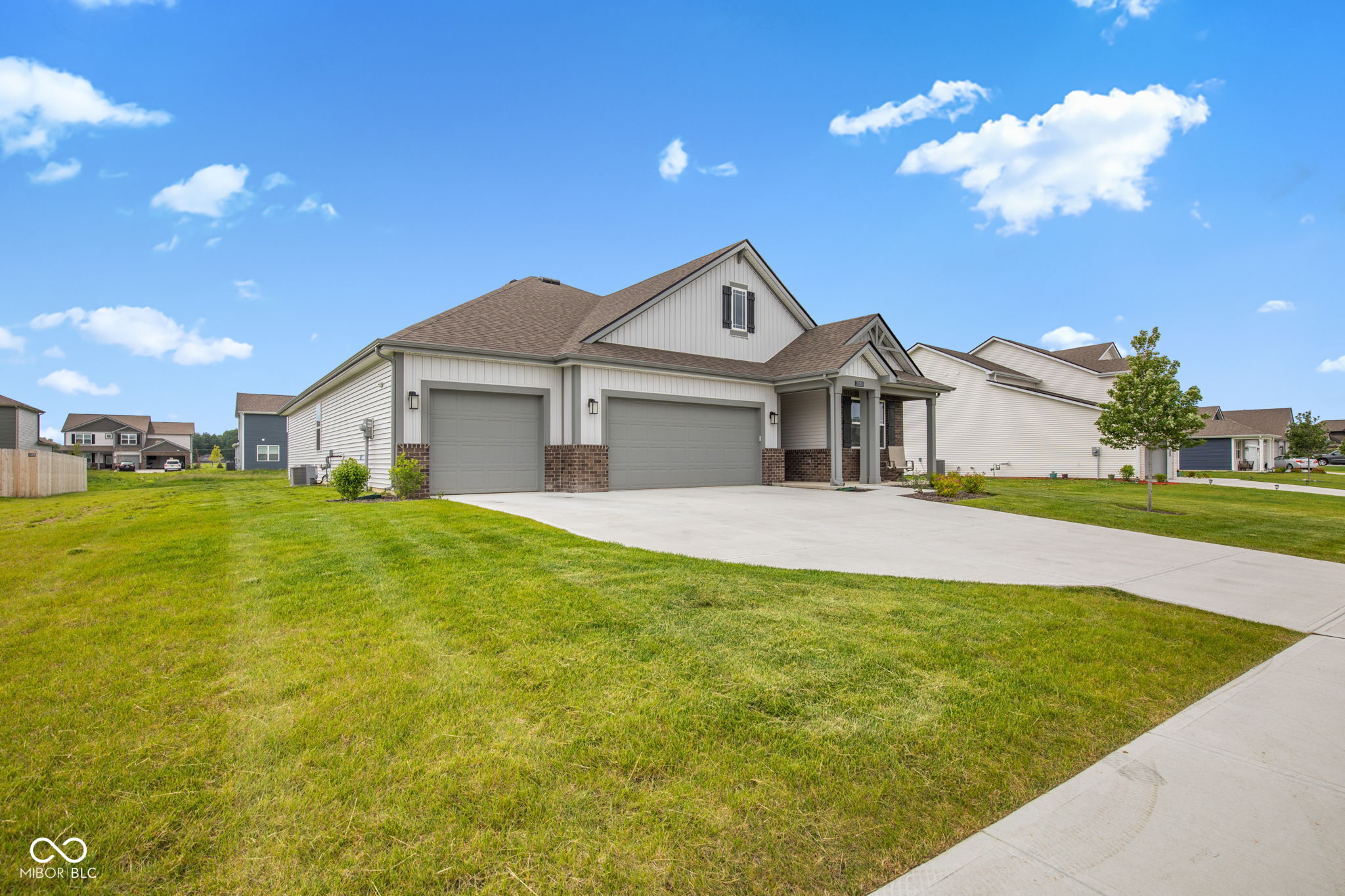 2280 Pine Valley Drive