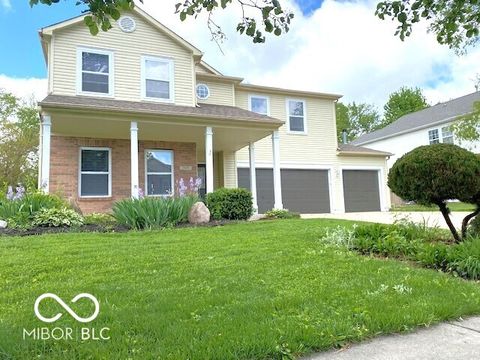 Photo of 15093 Porchester Drive, Noblesville, IN 46062 (MLS # 22097135)