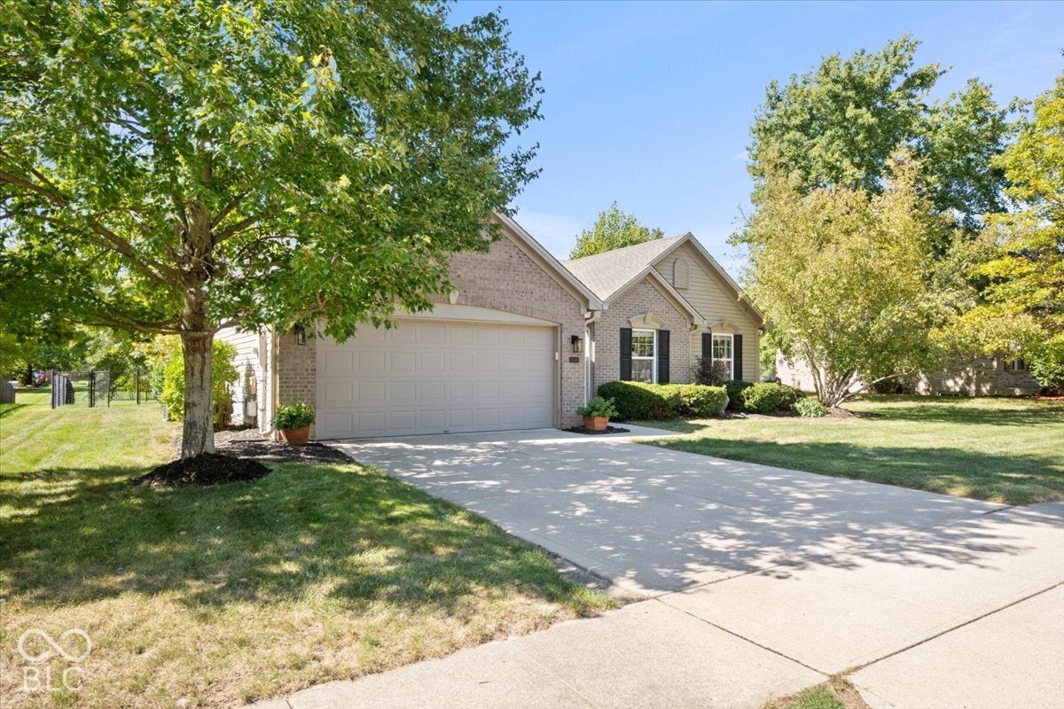 9348 N Bayfield Drive
