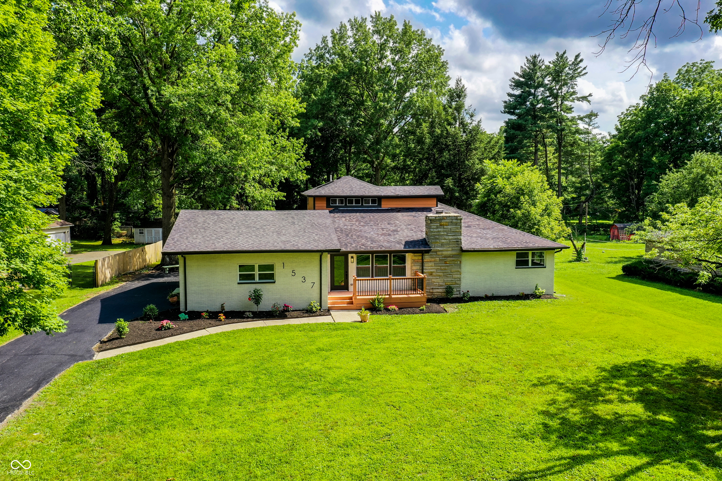 1537 Greer Dell Road