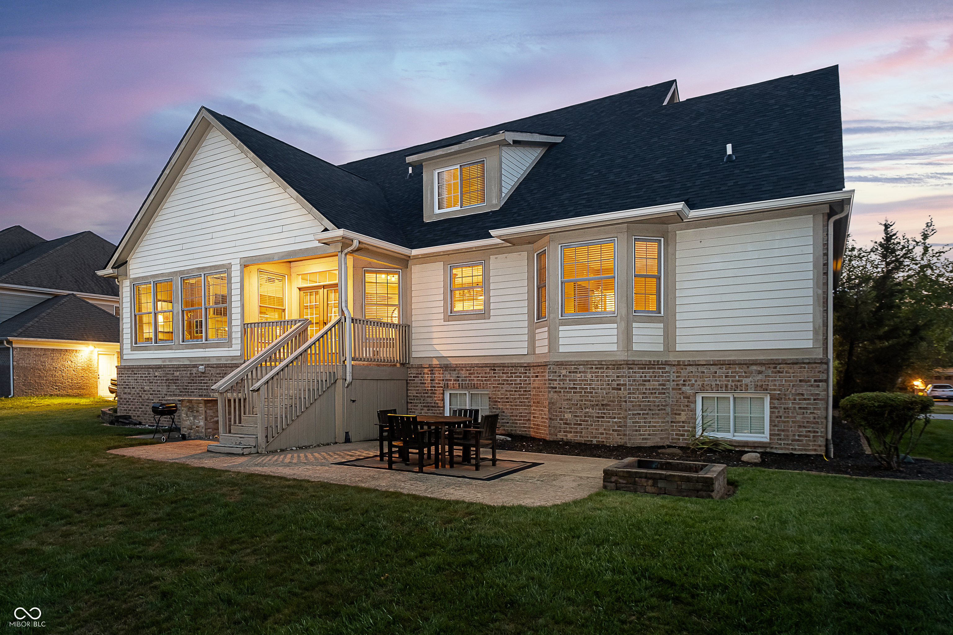 9698 Soaring Eagle Lane