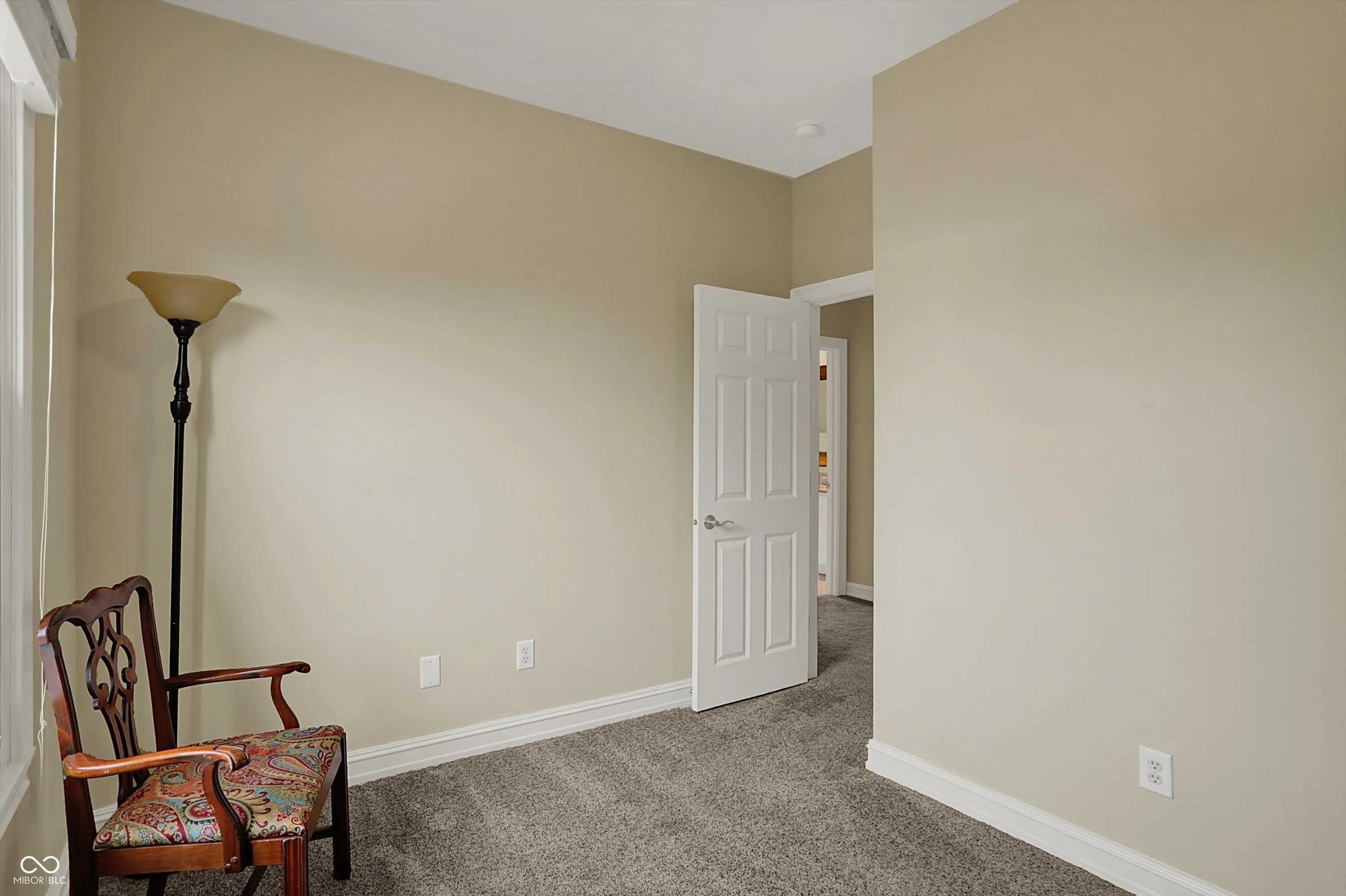 Indianapolis, Indiana 46250, United States, 3 Bedrooms Bedrooms, ,4 BathroomsBathrooms,Residential,Pending,103119