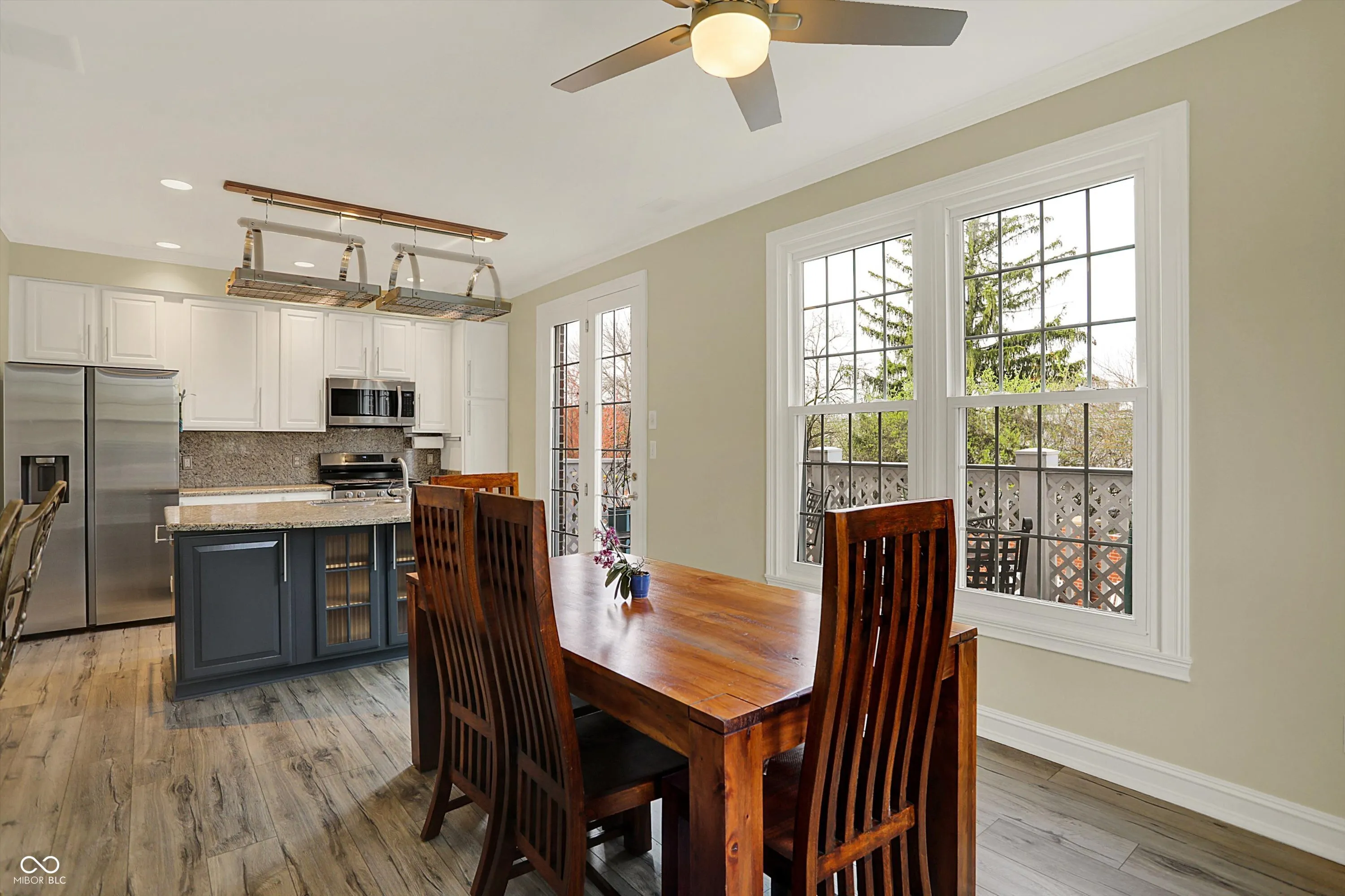 Indianapolis, Indiana 46250, United States, 3 Bedrooms Bedrooms, ,4 BathroomsBathrooms,Residential,Pending,103119