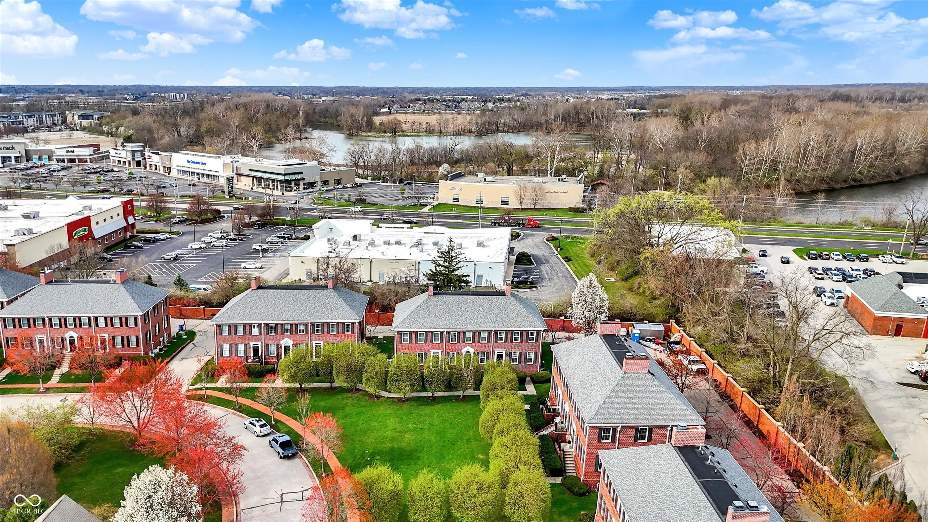 Indianapolis, Indiana 46250, United States, 3 Bedrooms Bedrooms, ,4 BathroomsBathrooms,Residential,Pending,103119