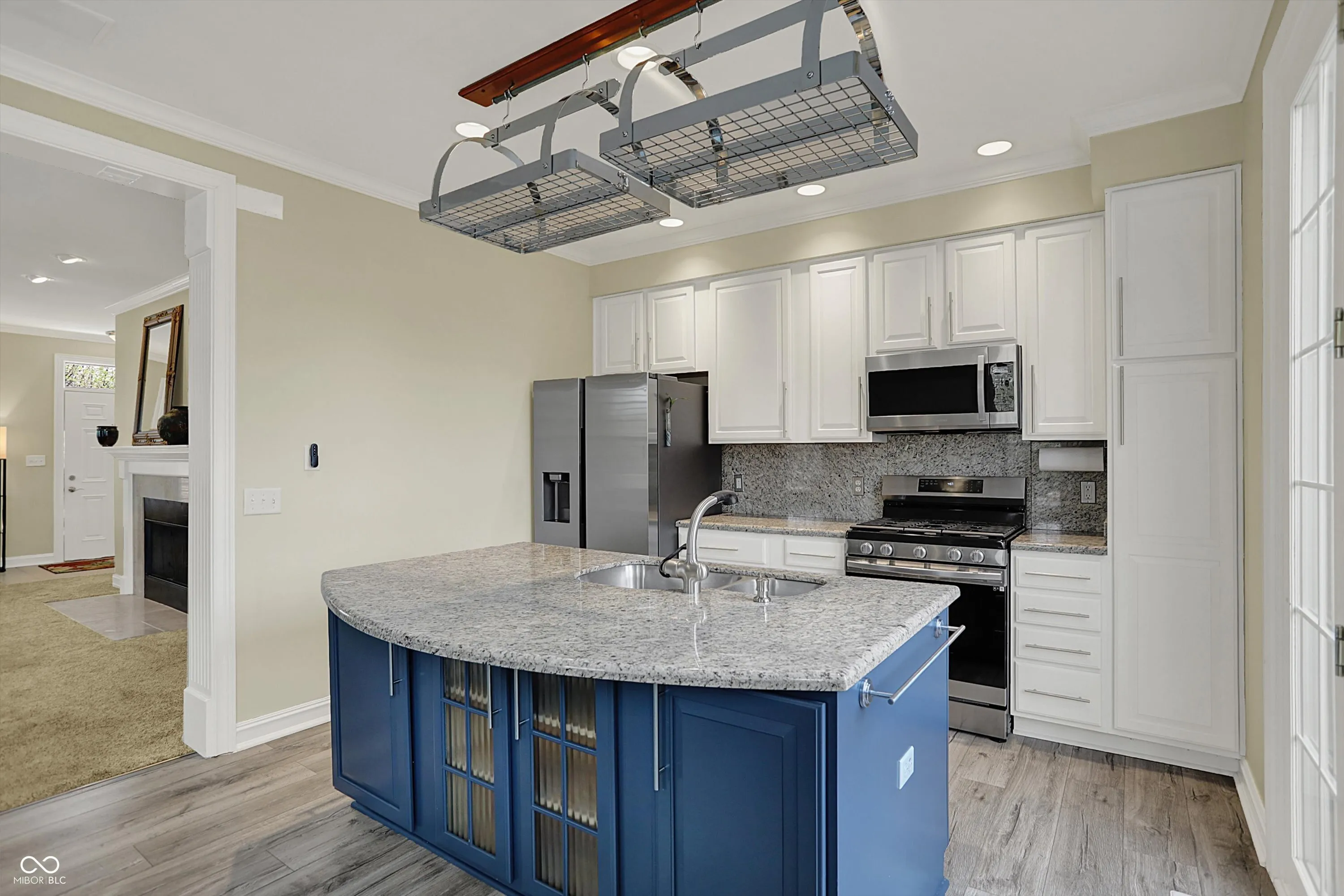 Indianapolis, Indiana 46250, United States, 3 Bedrooms Bedrooms, ,4 BathroomsBathrooms,Residential,Pending,103119