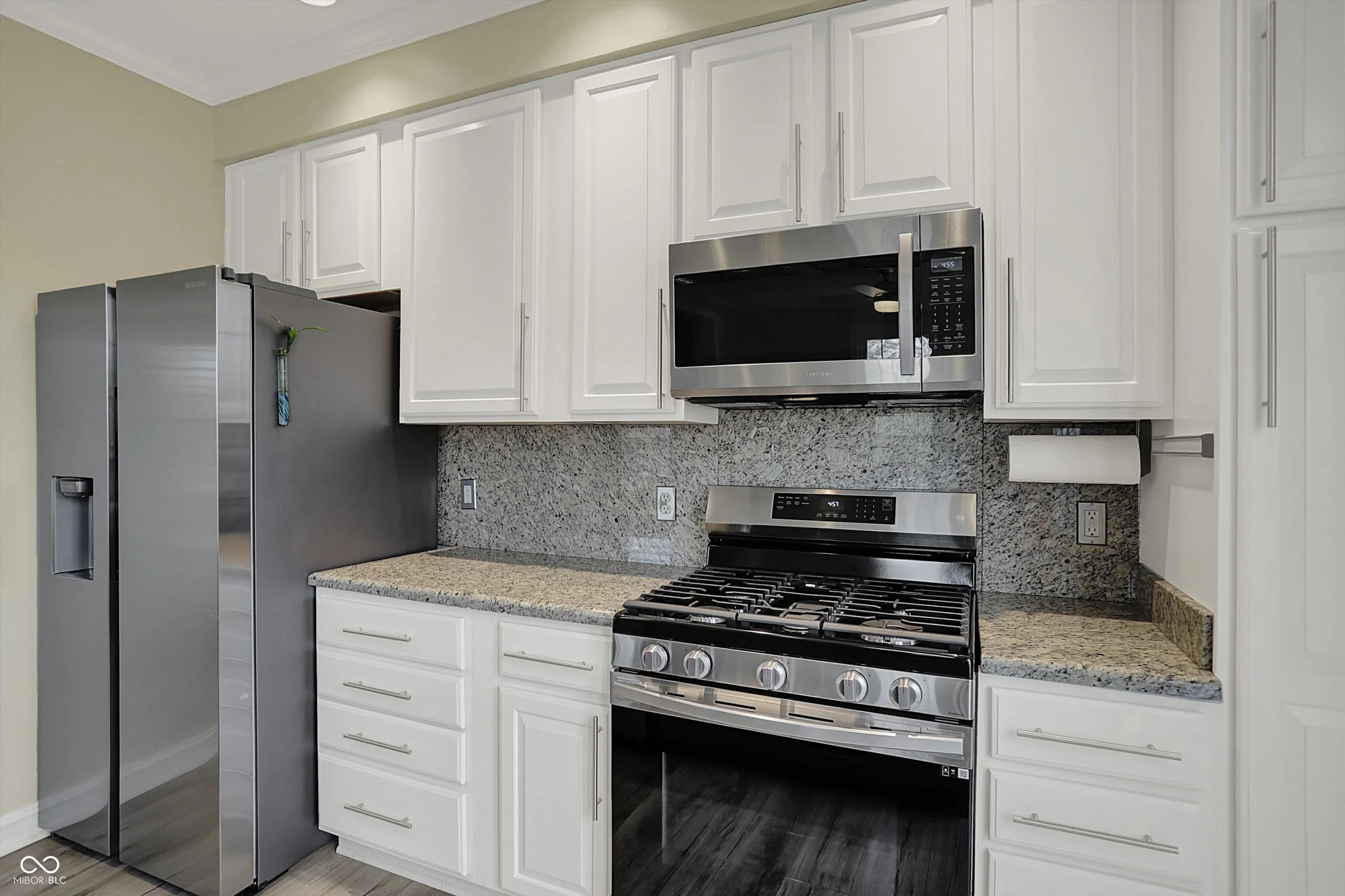 Indianapolis, Indiana 46250, United States, 3 Bedrooms Bedrooms, ,4 BathroomsBathrooms,Residential,Pending,103119