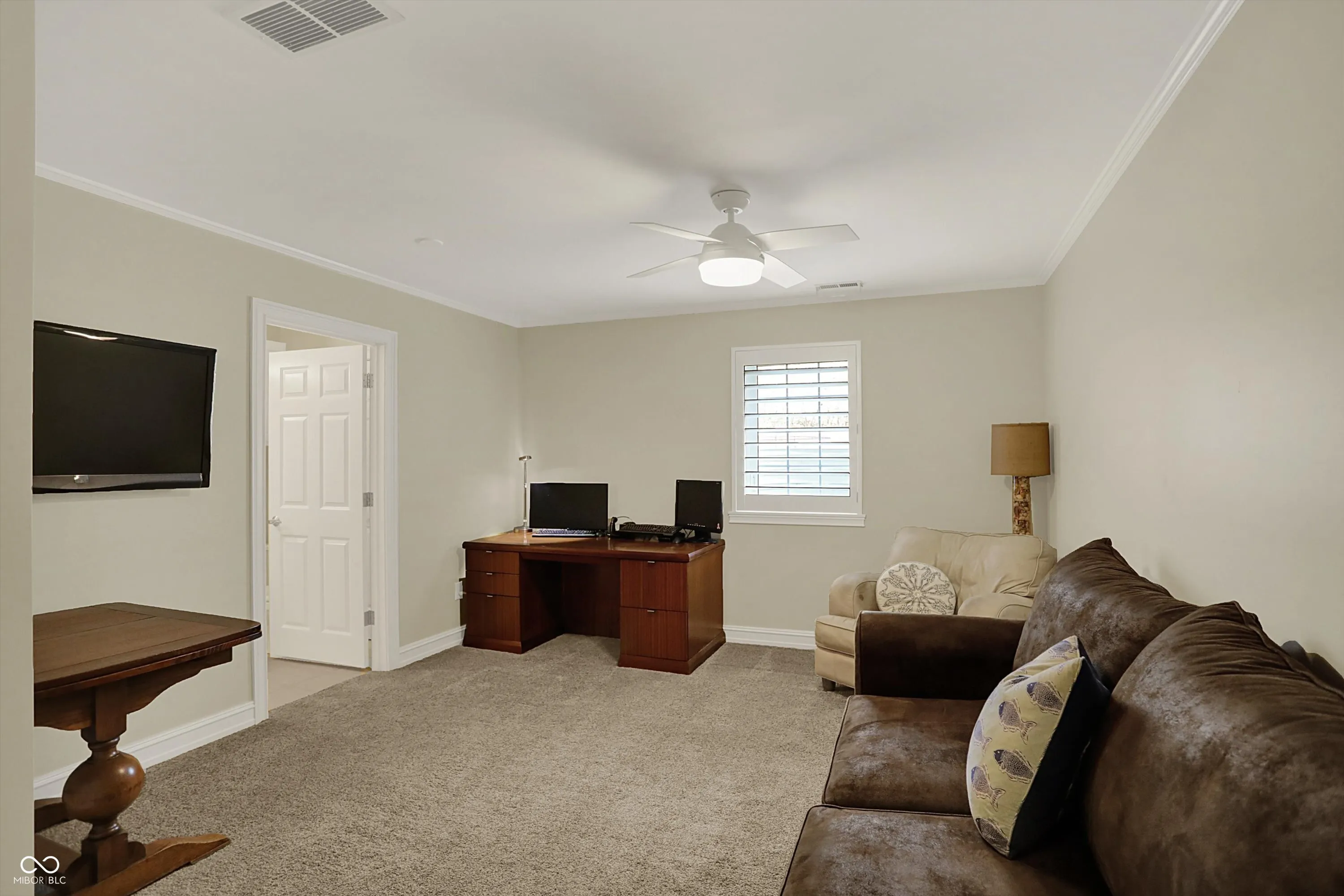 Indianapolis, Indiana 46250, United States, 3 Bedrooms Bedrooms, ,4 BathroomsBathrooms,Residential,Pending,103119