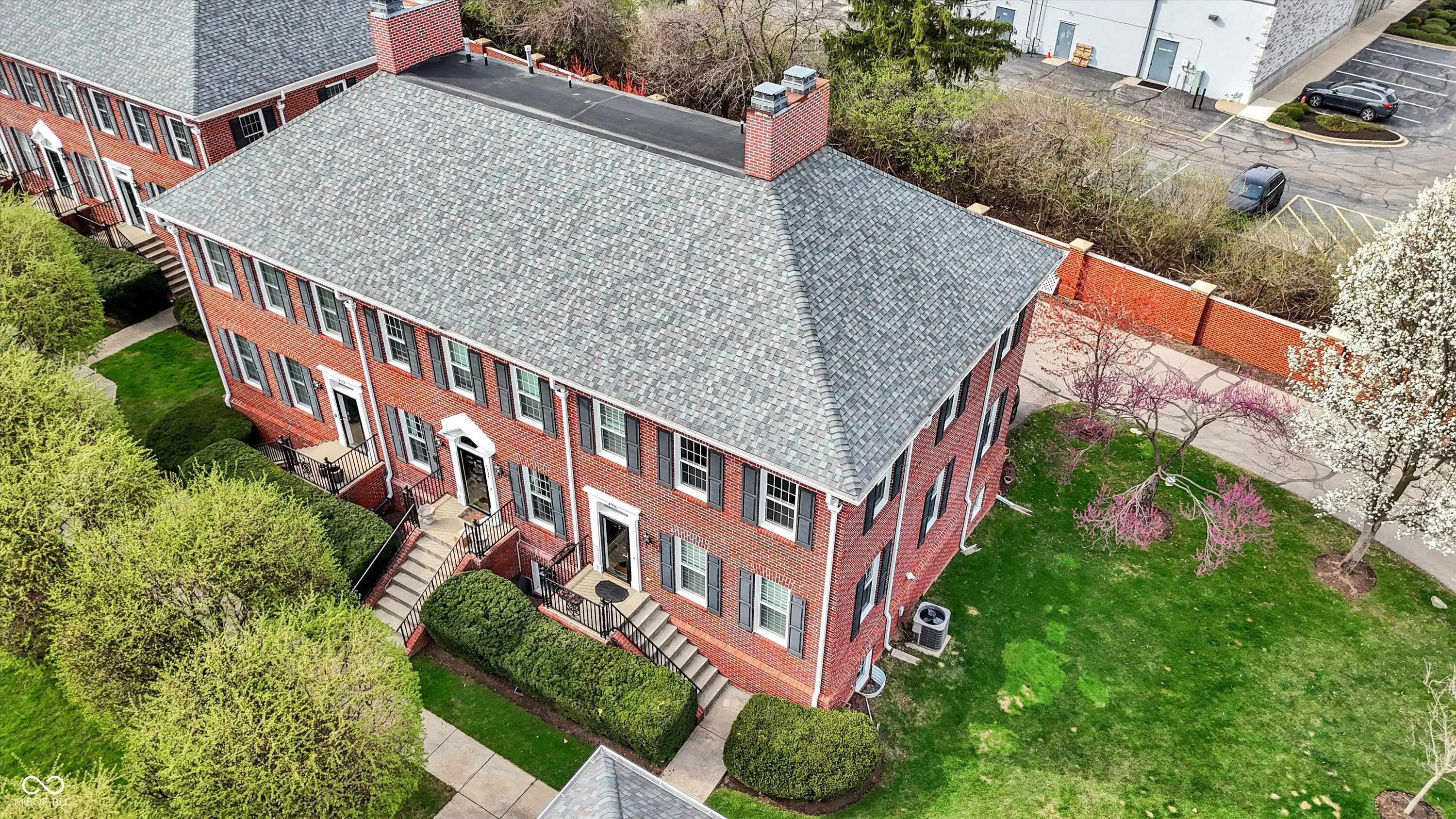 Indianapolis, Indiana 46250, United States, 3 Bedrooms Bedrooms, ,4 BathroomsBathrooms,Residential,Pending,103119