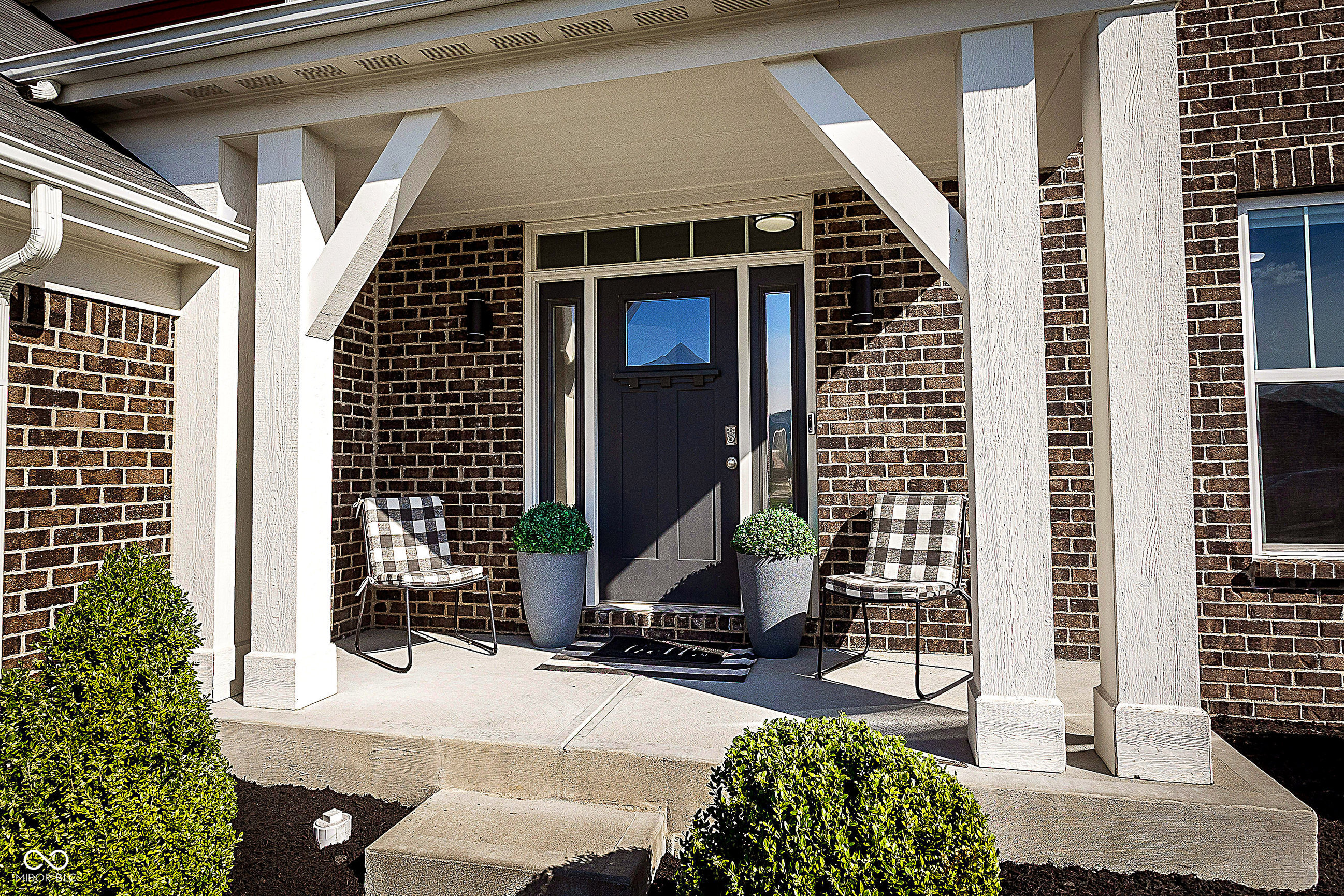 2477 Silver Rose Drive