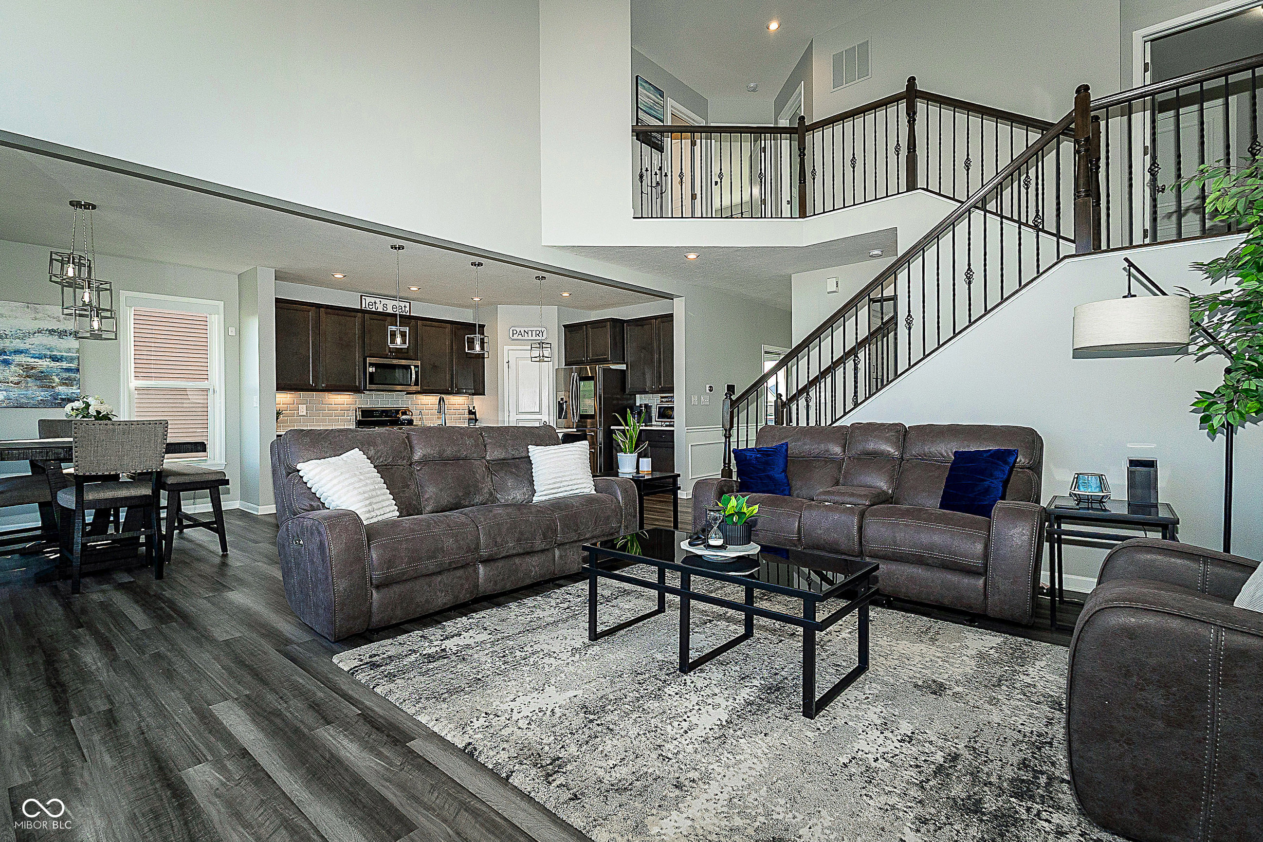 2477 Silver Rose Drive