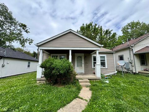 Photo of 5134 Miller Street, Indianapolis, IN 46241 (MLS # 22102971)
