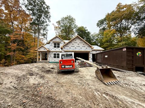 Photo of 1549 W Forest Road, Crawfordsville, IN 47933 (MLS # 22069831)