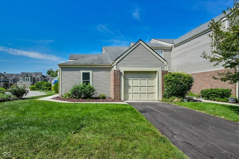 Photo of 9516 Aberdare Drive, Indianapolis, IN 46250 (MLS # 22122597)