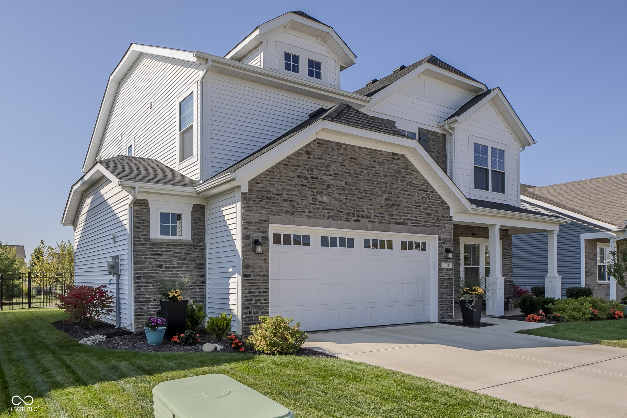 1001 Parker Lane