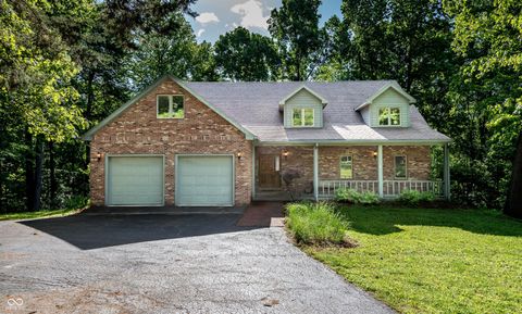 Photo of 2557 S Smith Road, Bloomington, IN 47401 (MLS # 22103603)