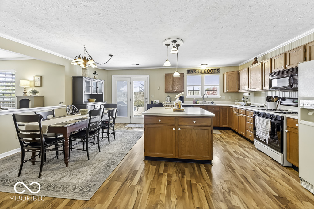 3702 Fredricksburg Drive