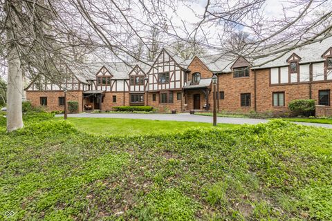 Photo of 8103 N Pennsylvania Street, Indianapolis, IN 46240 (MLS # 22098208)