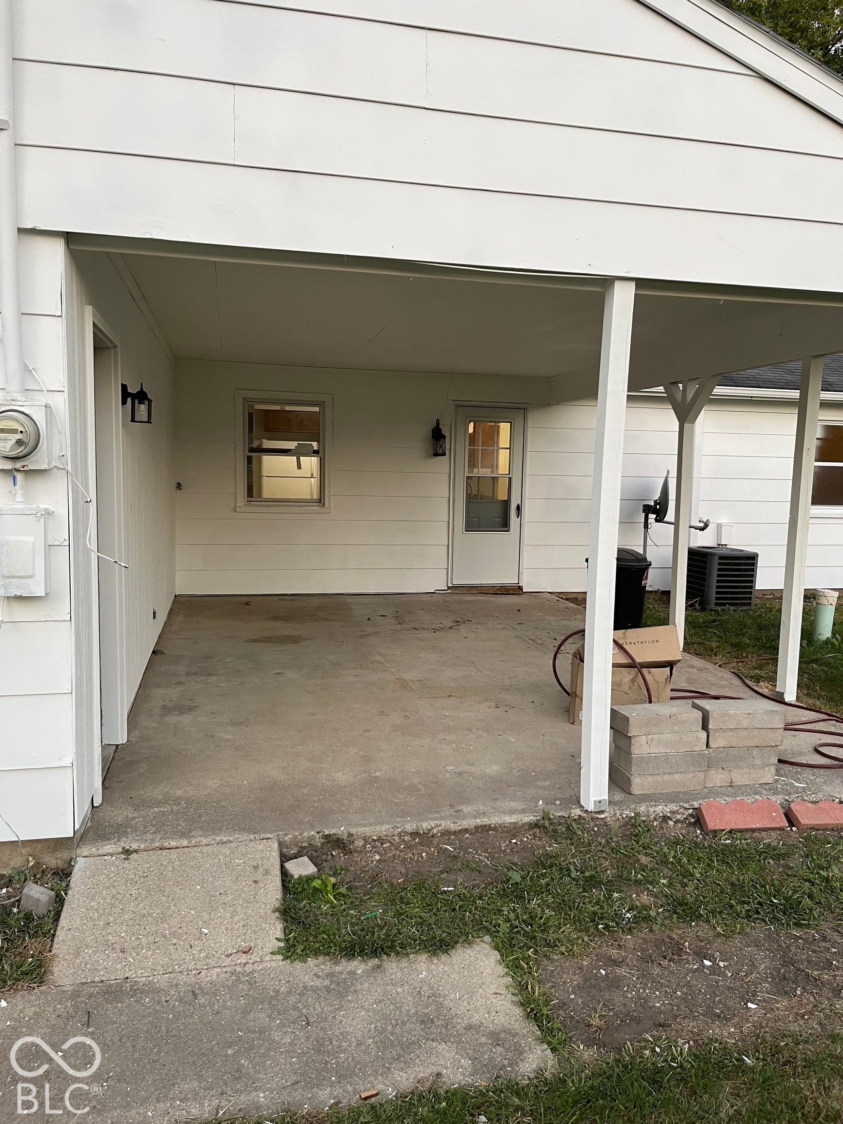 1301 N Woodward Street
