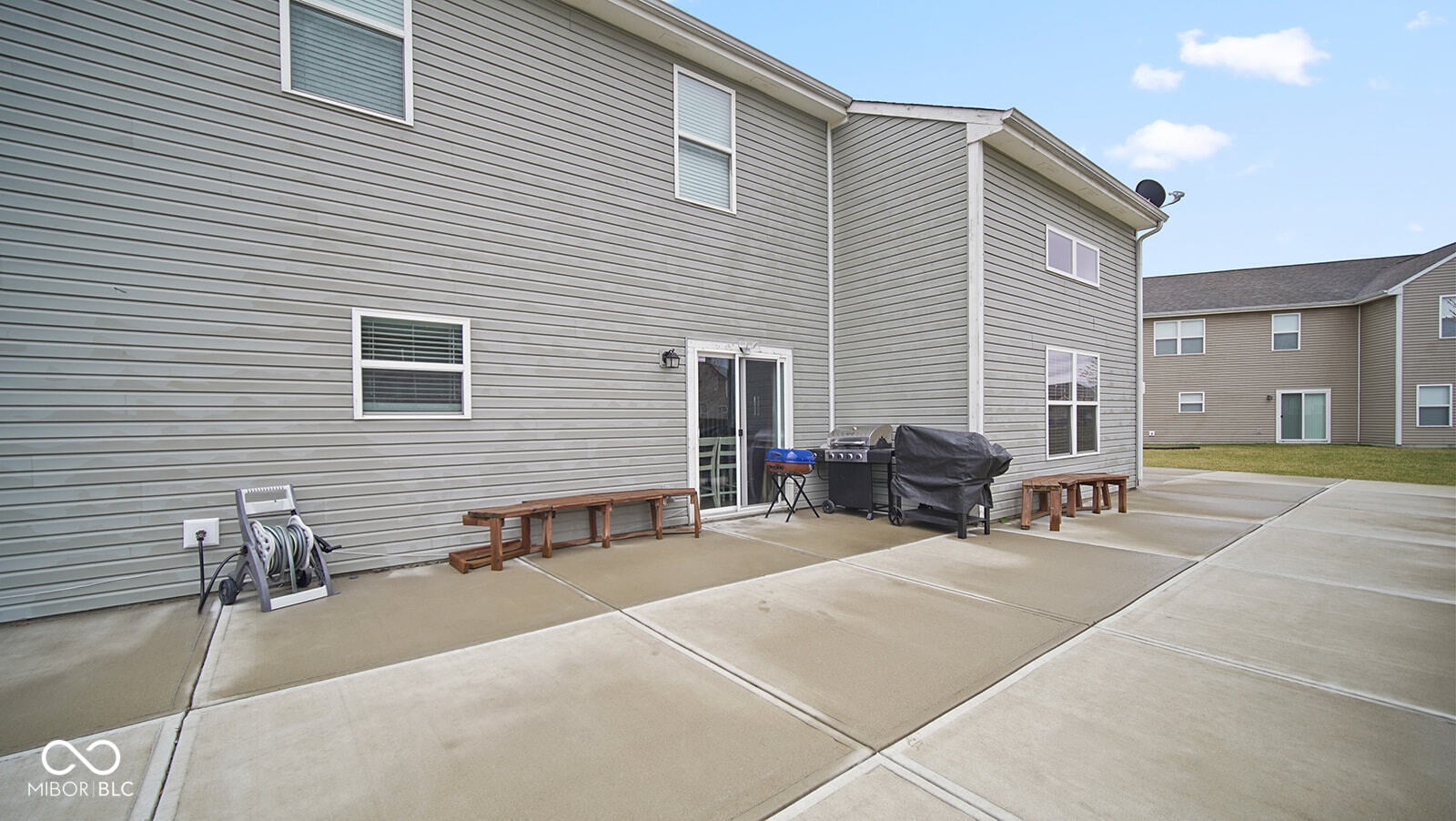 1436 Amberwoods Court