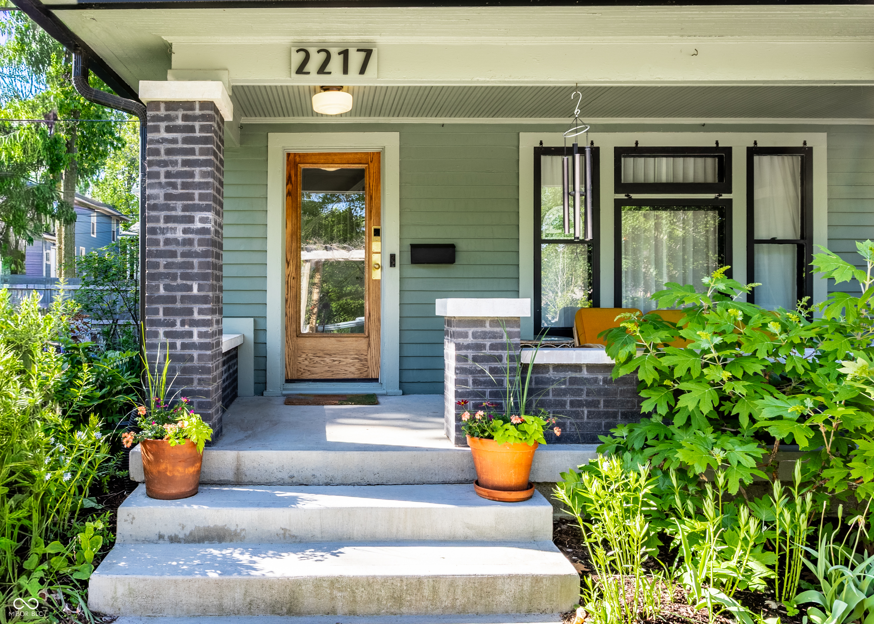 2217 Brookside Parkway South Drive