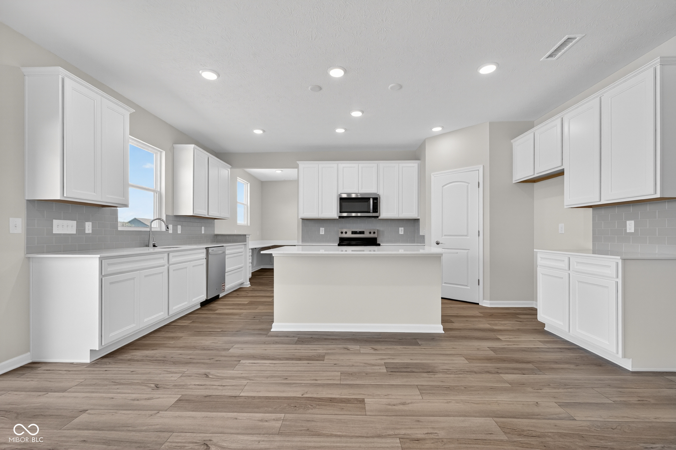3222 Fawn Circle