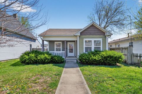 Photo of 1031 Saint Paul Street, Indianapolis, IN 46203 (MLS # 22094303)