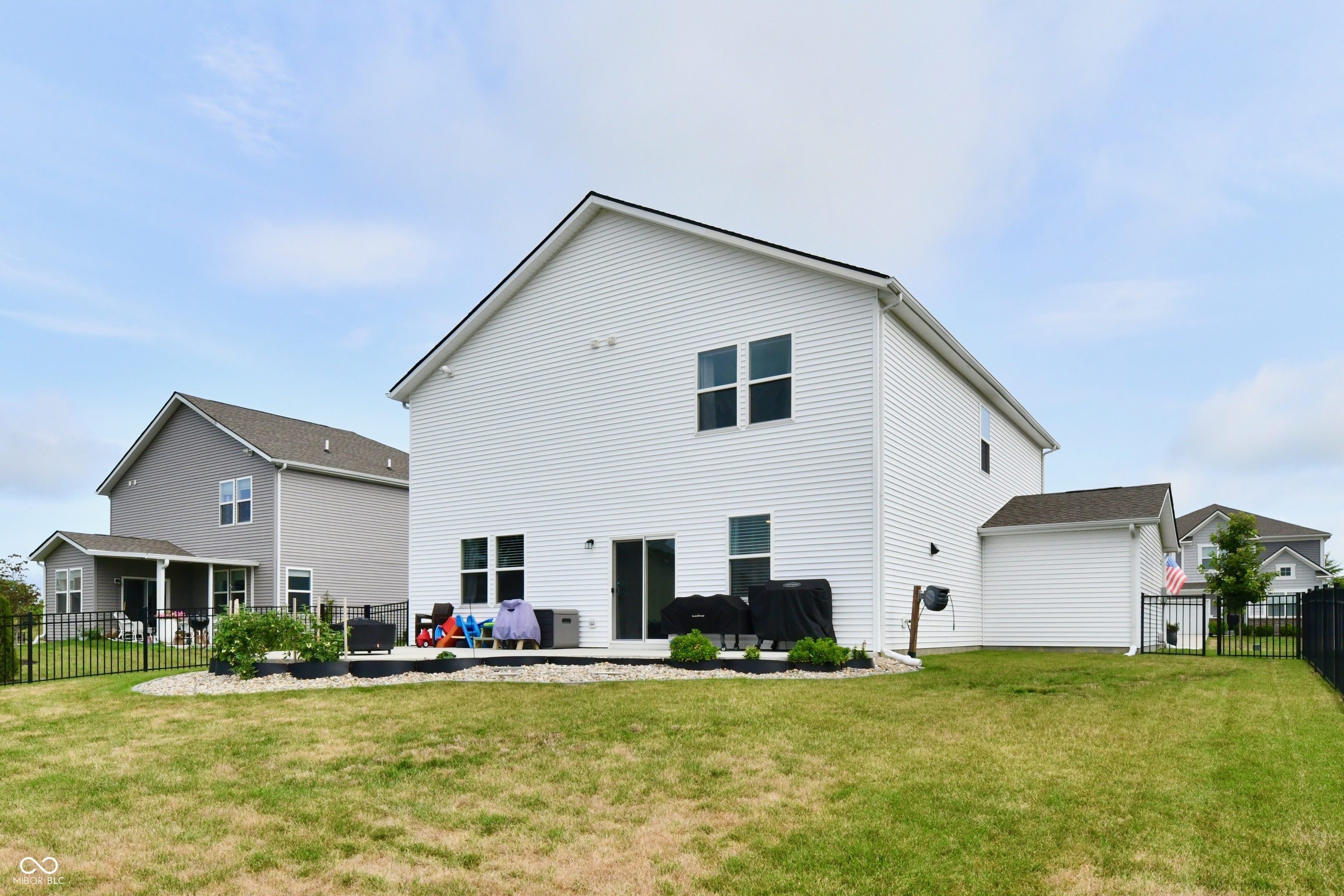 31 Hollister Way