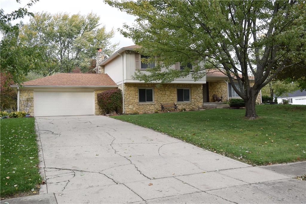 Photo 1 of 24 — 604 E Village Drive, Carmel, IN 46032
