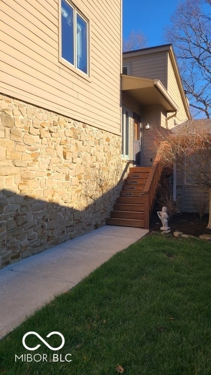 Photo of 305 Baywood Court, Noblesville, IN 46062 (MLS # 22112724)
