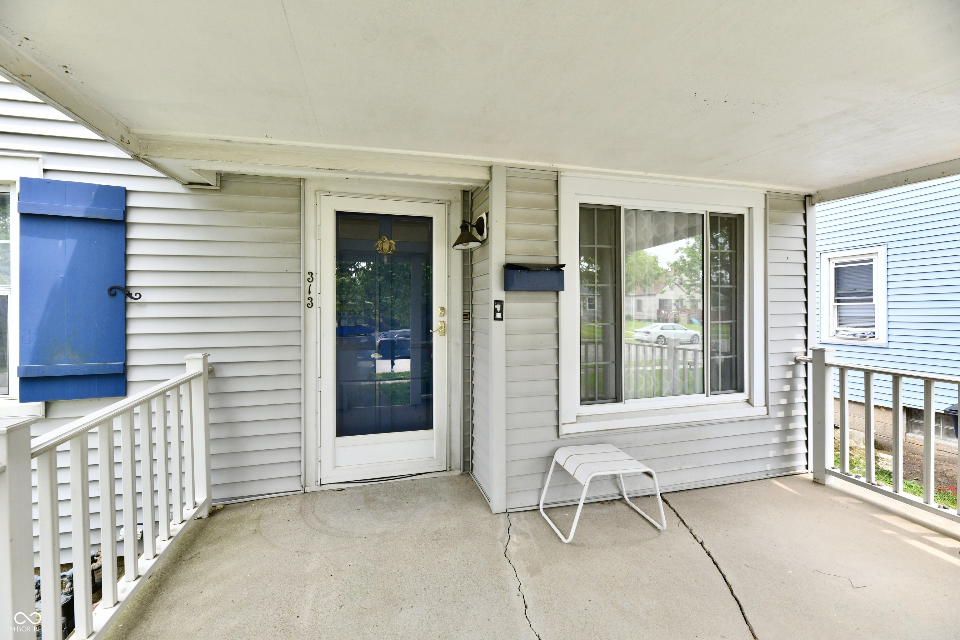313 N 16th Avenue