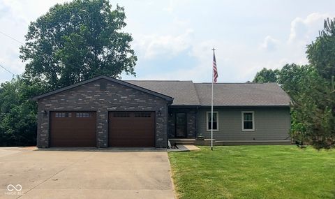 Photo of 600 Old Moore Road, Martinsville, IN 46151 (MLS # 22043441)