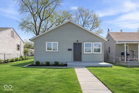 Photo of 2527 S Randolph Street, Indianapolis, IN 46203 (MLS # 22094505)