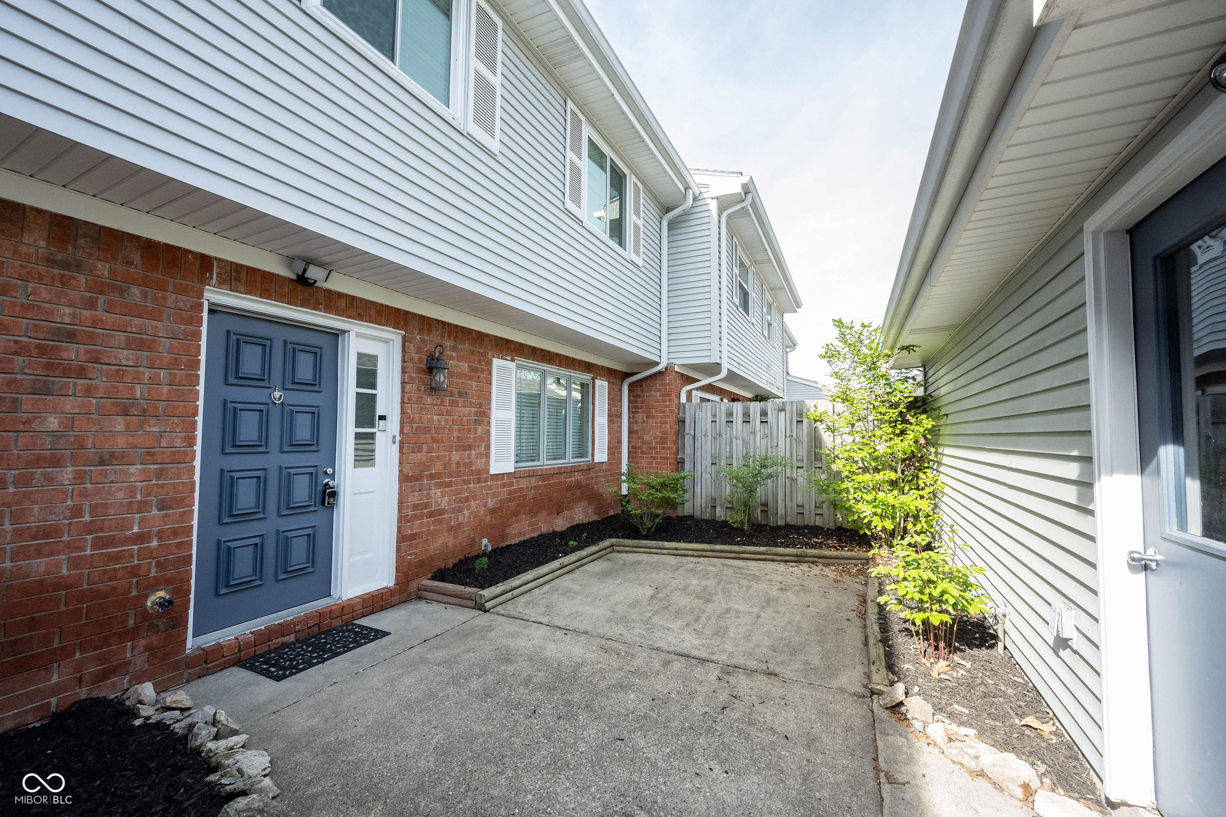 7621 Vintage Court