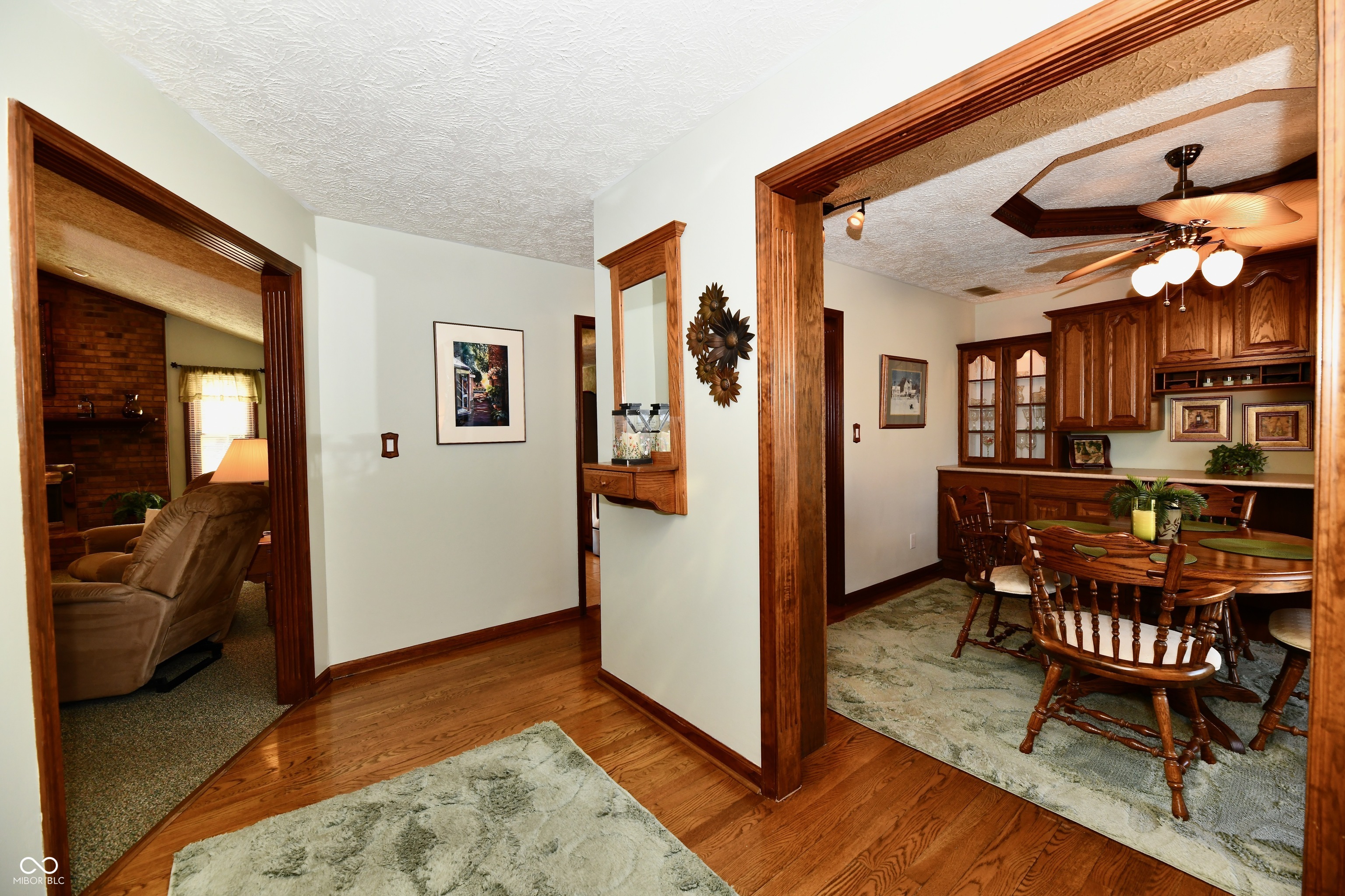 1045 Lakewood South Drive