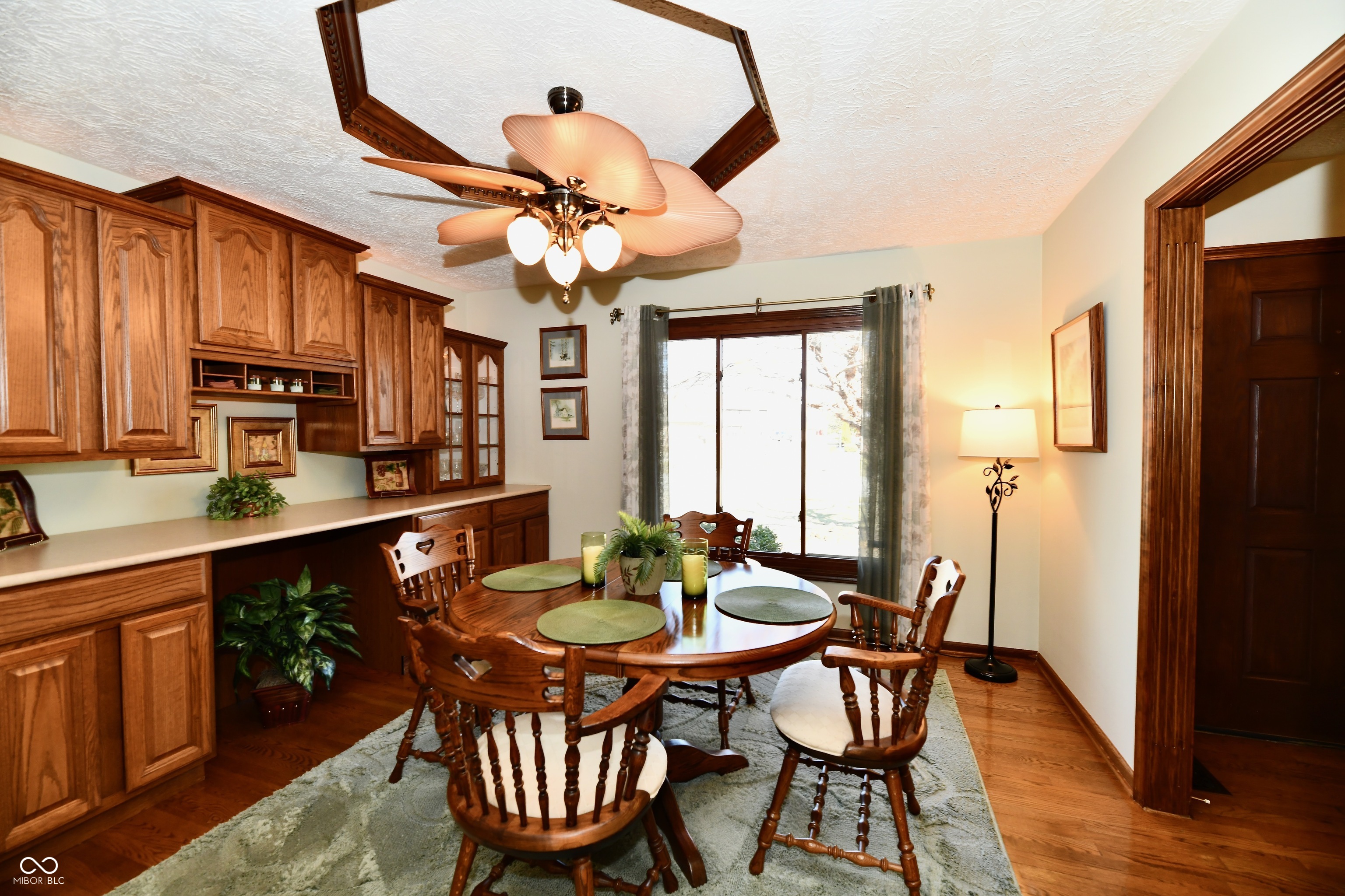 1045 Lakewood South Drive