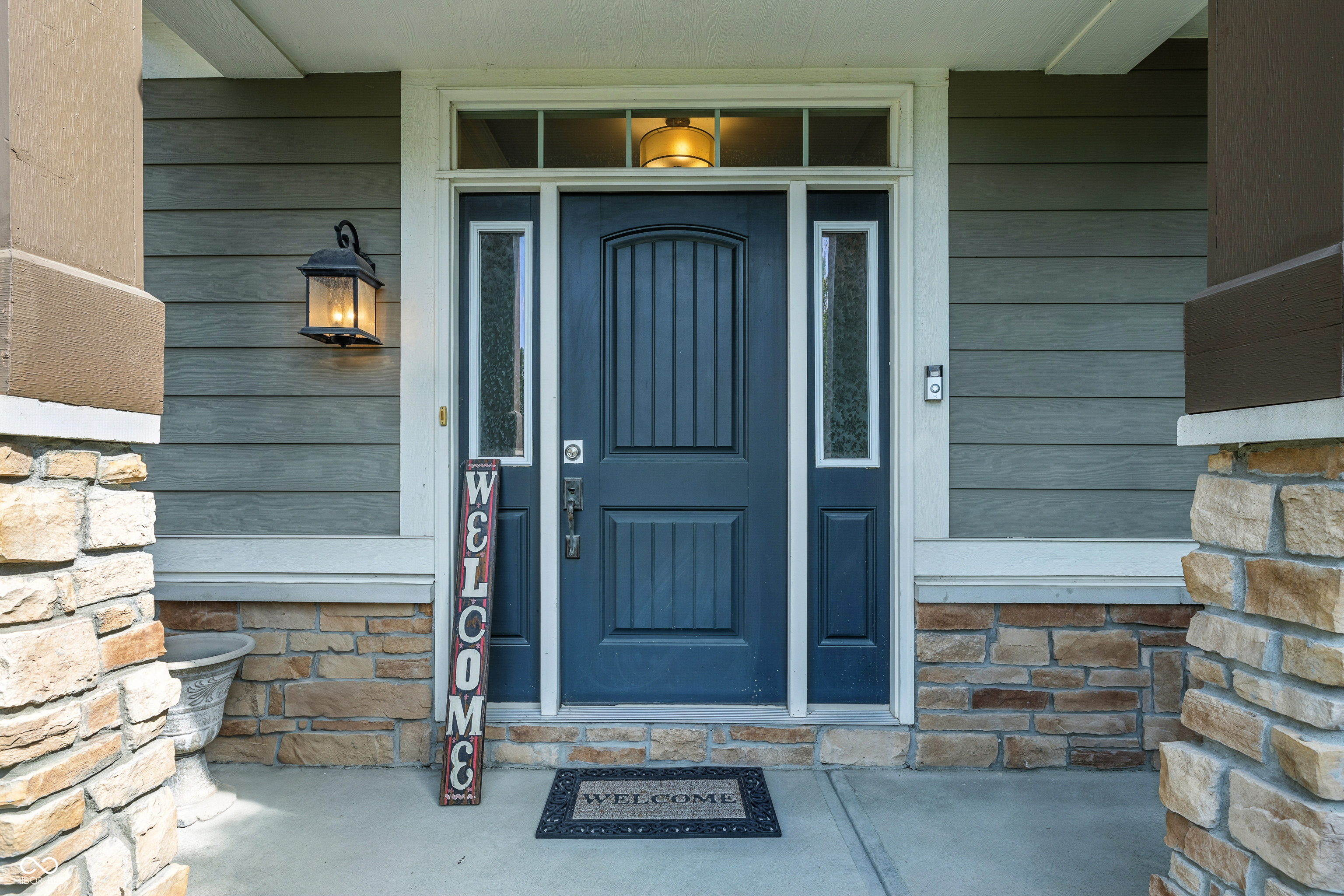 14682 Woodstone Circle