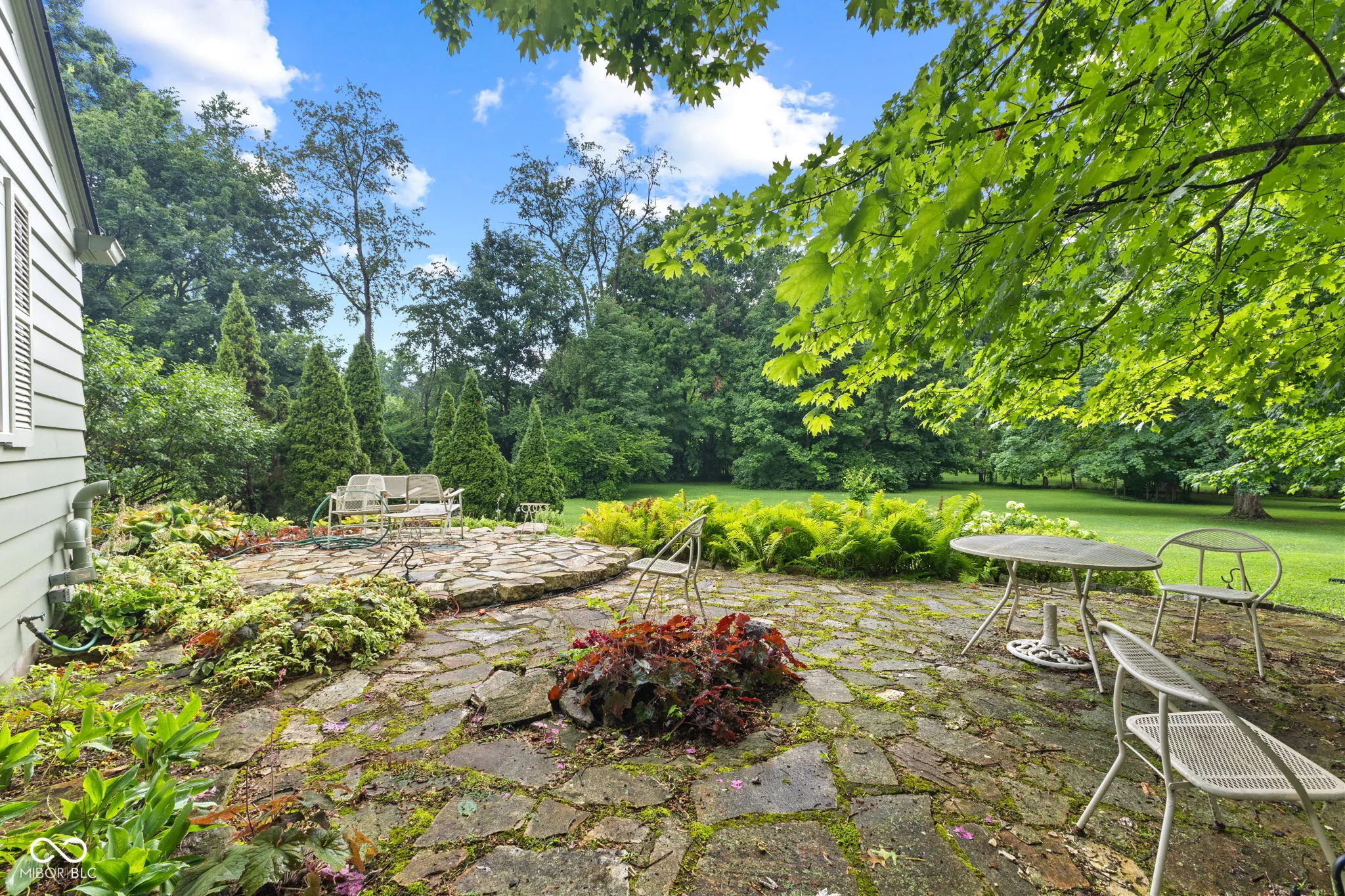 Indianapolis, Indiana 46240, United States, 3 Bedrooms Bedrooms, ,3 BathroomsBathrooms,Residential,Pending,173462