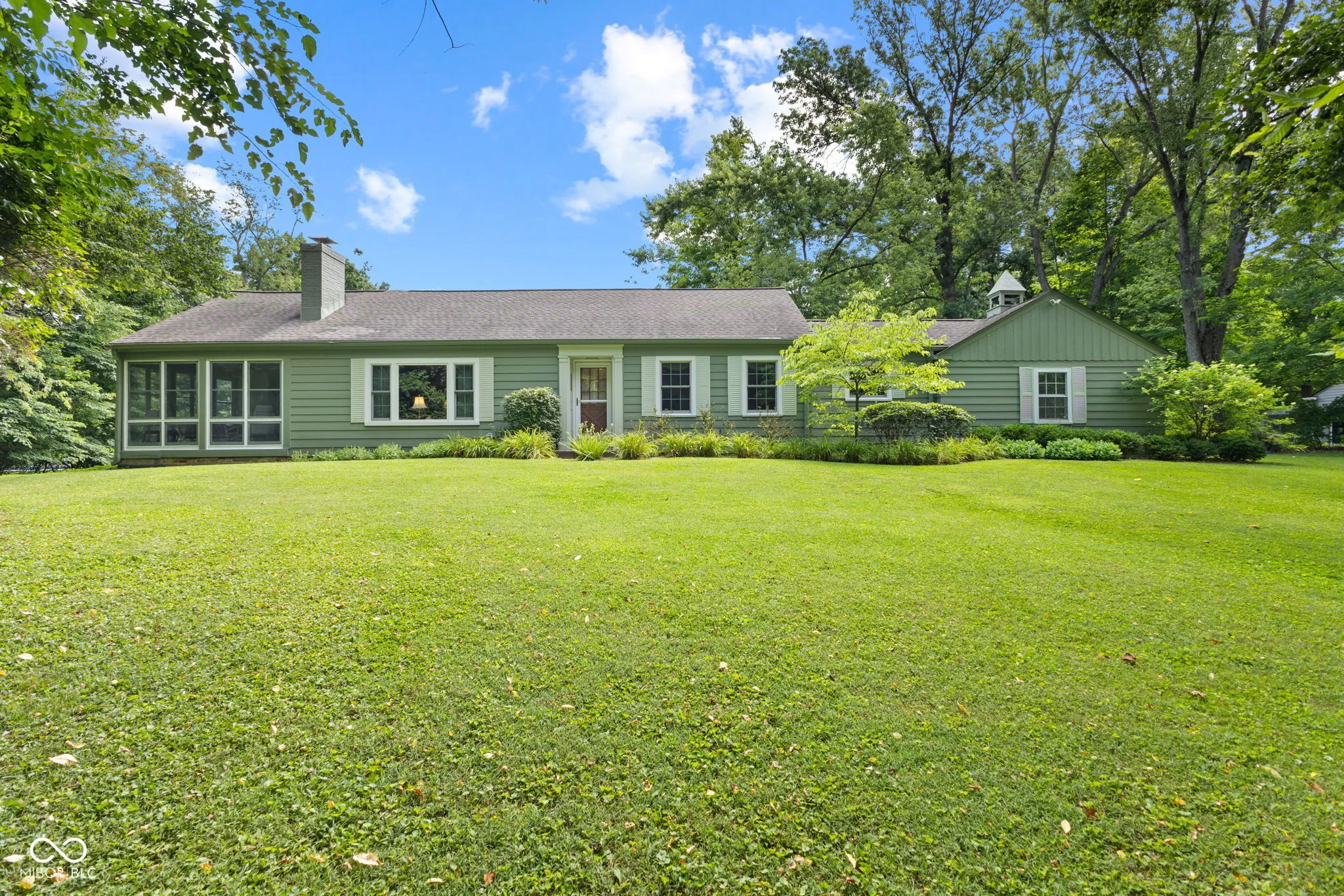 Indianapolis, Indiana 46240, United States, 3 Bedrooms Bedrooms, ,3 BathroomsBathrooms,Residential,Pending,173462