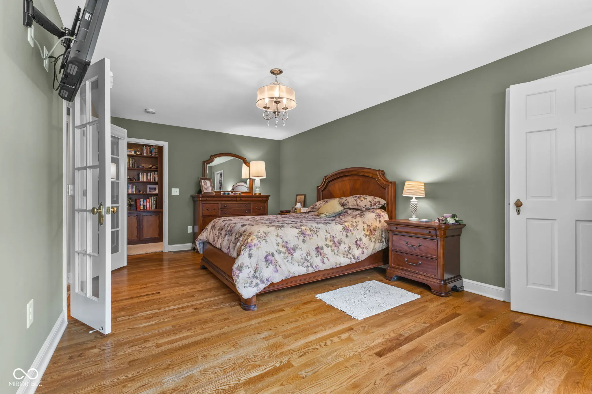 Indianapolis, Indiana 46240, United States, 3 Bedrooms Bedrooms, ,3 BathroomsBathrooms,Residential,Pending,173462