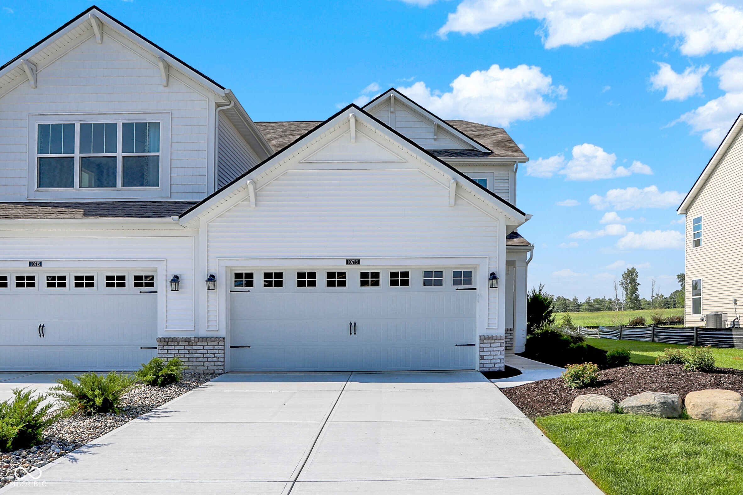 10713 Mangrove Drive