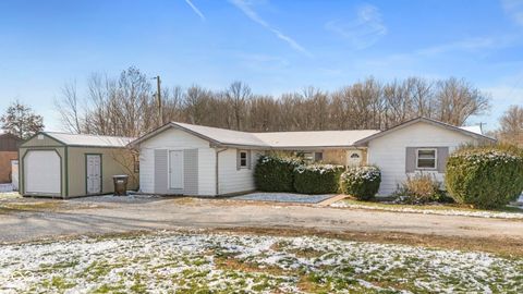 Photo of 3495 N State Highway 3, North Vernon, IN 47265 (MLS # 22076451)
