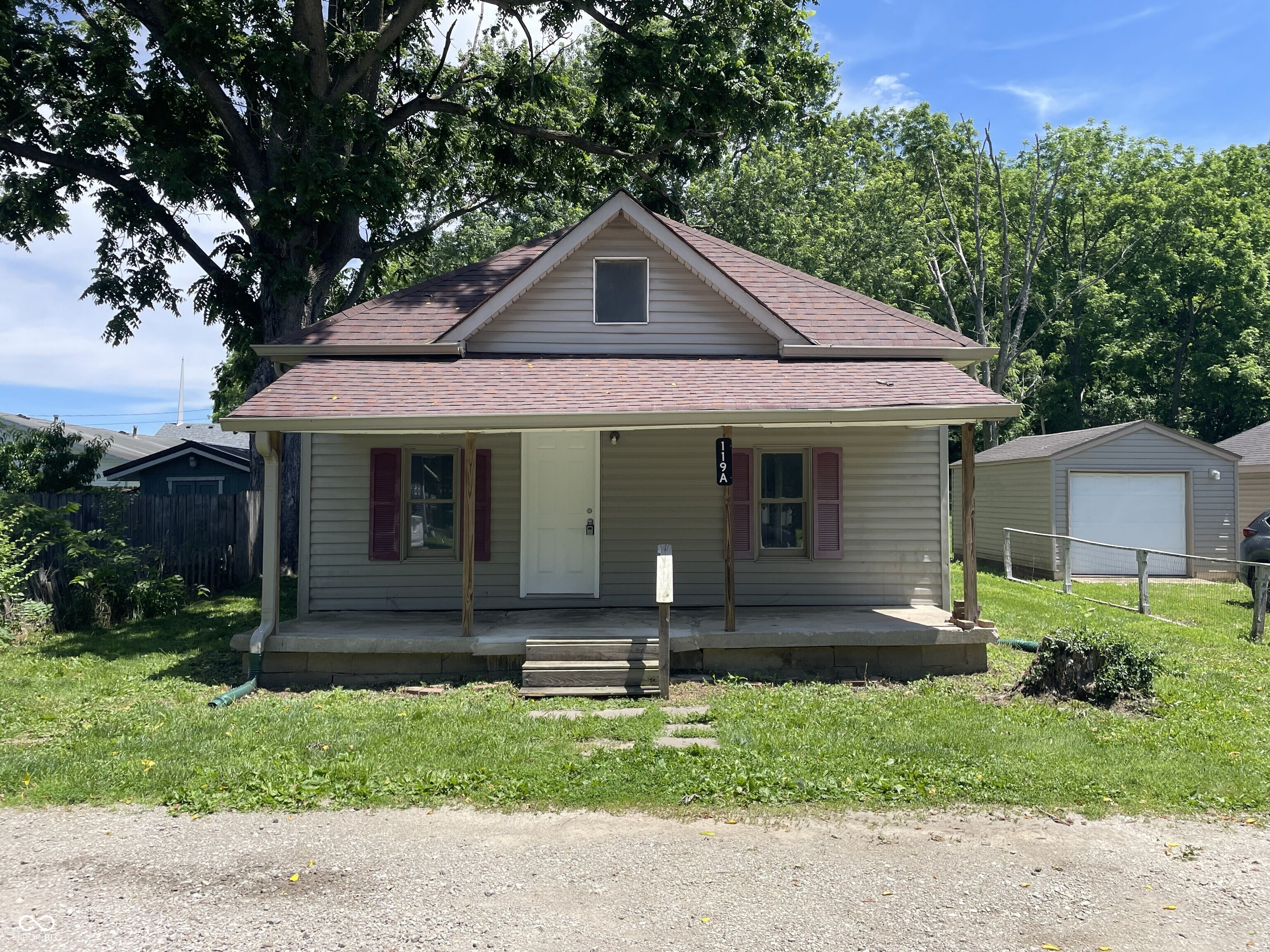 119 N Blue River Drive