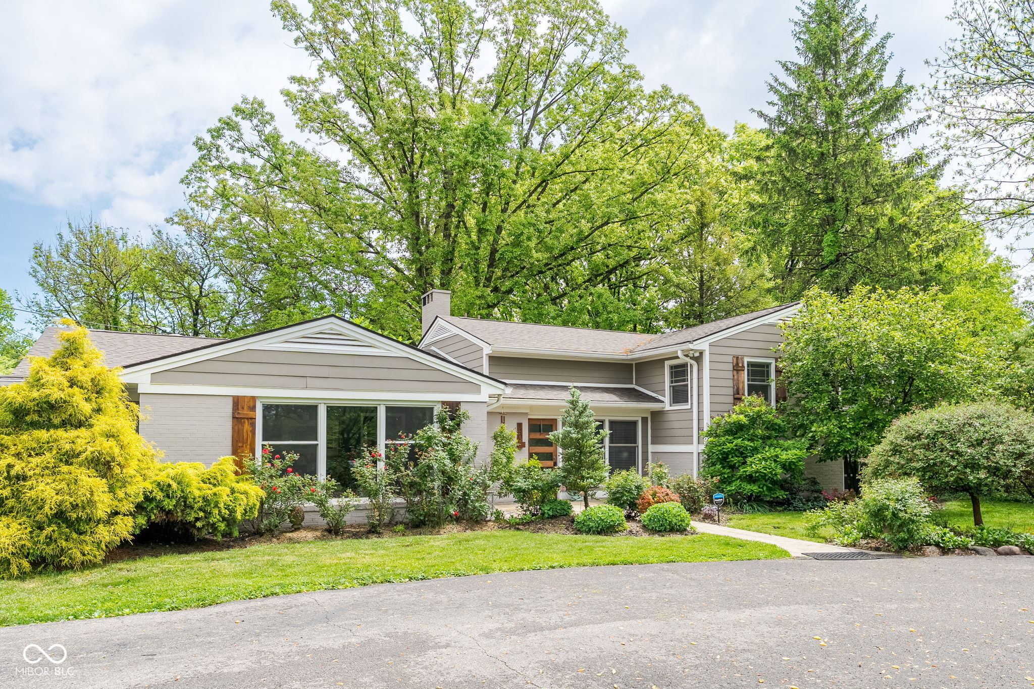 140 Meridian Hills Boulevard