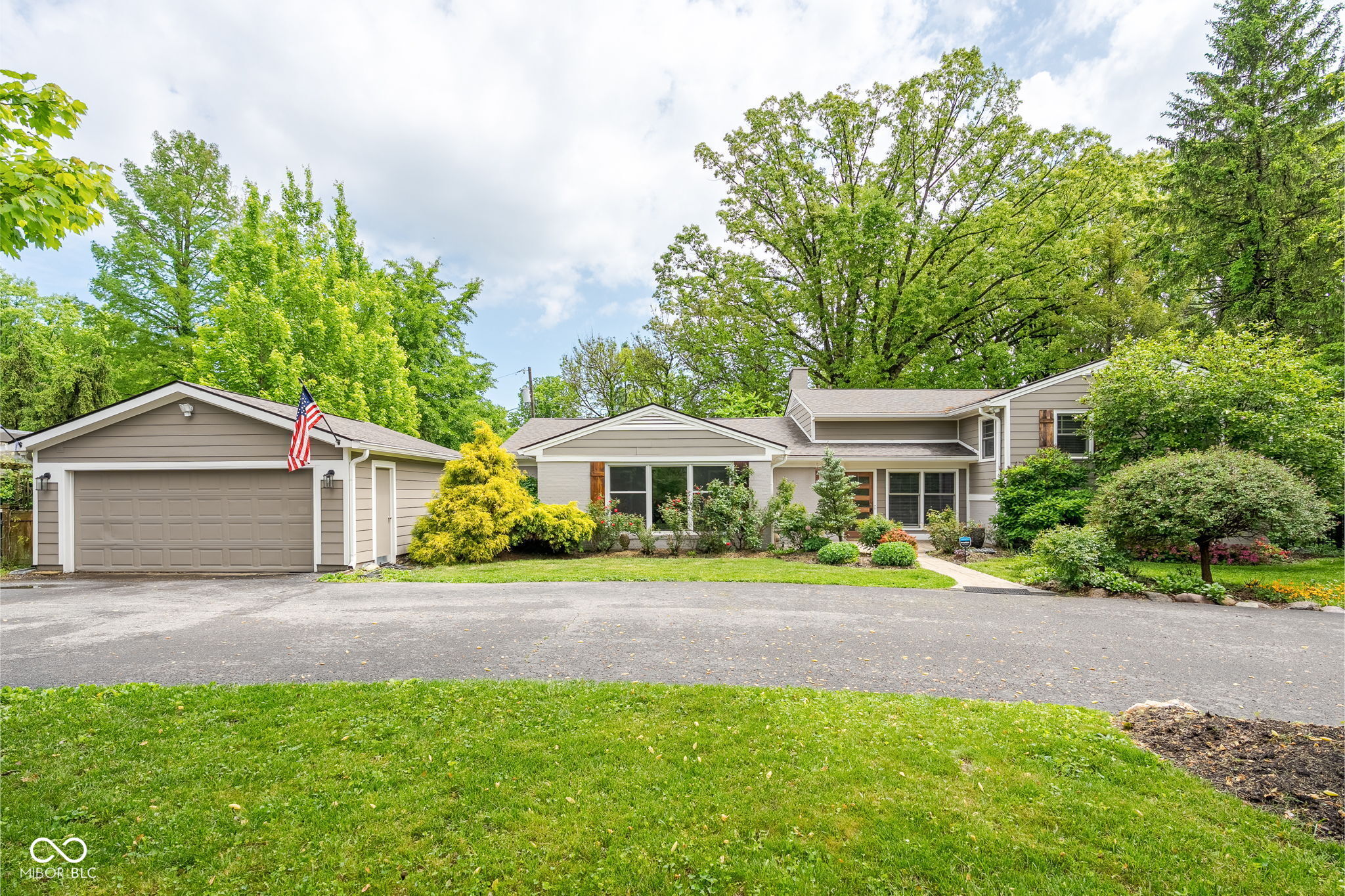 140 Meridian Hills Boulevard