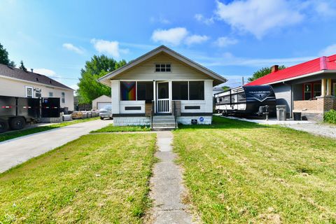Photo of 4609 English Avenue, Indianapolis, IN 46201 (MLS # 22111741)