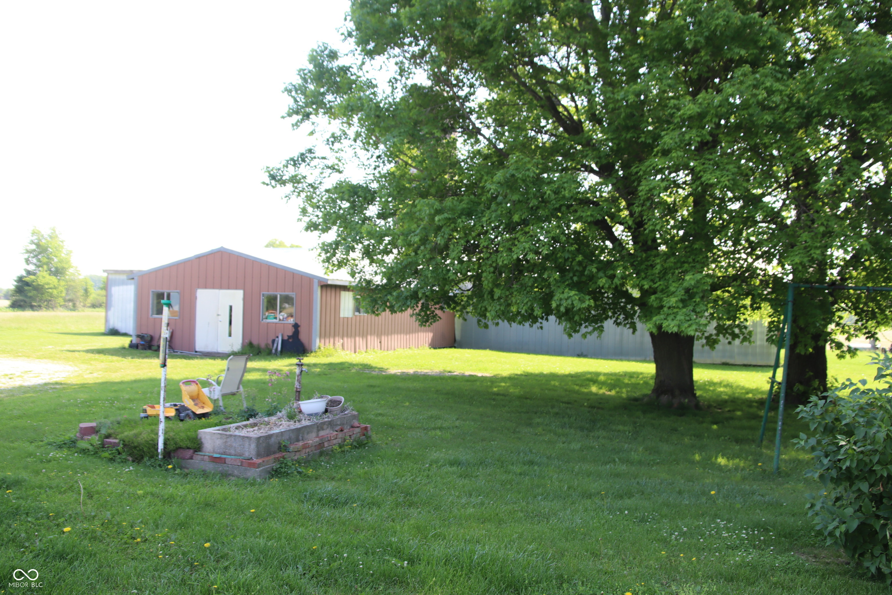 10259 N 400 E