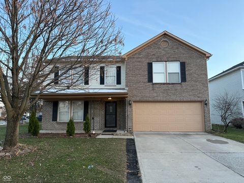 Photo of 921 Westpointe Drive, Shelbyville, IN 46176 (MLS # 22076309)